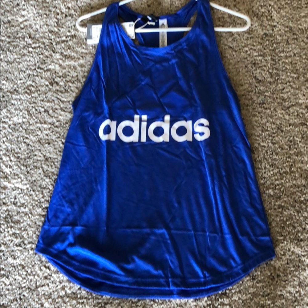NWT Adidas Essential Linear Logo Tank 💙💙